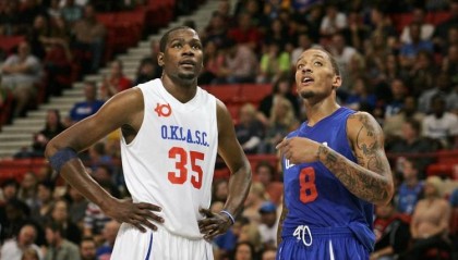 谁单挑能赢KD？哈特：迈克尔-比斯利 单挑的他得分如同探囊取物